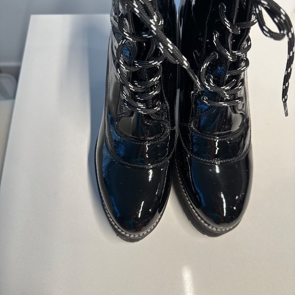 Stuart Weitzman Black Patent Leather Rugged Platform Combat Booties Size 9 - Picture 9 of 13